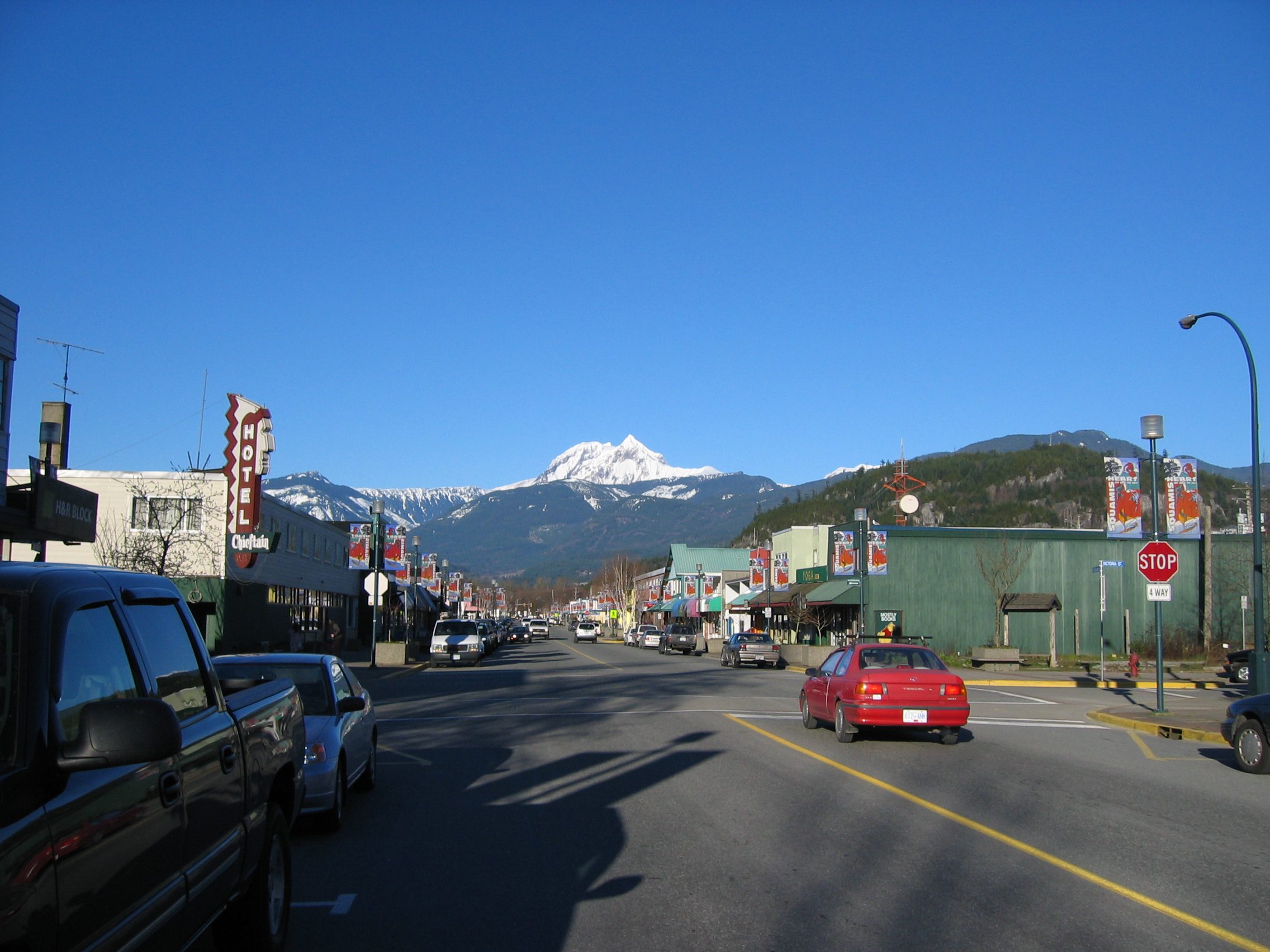 Cleveland Avenue in downtown Squamish BC with Mount Garibaldi in the background